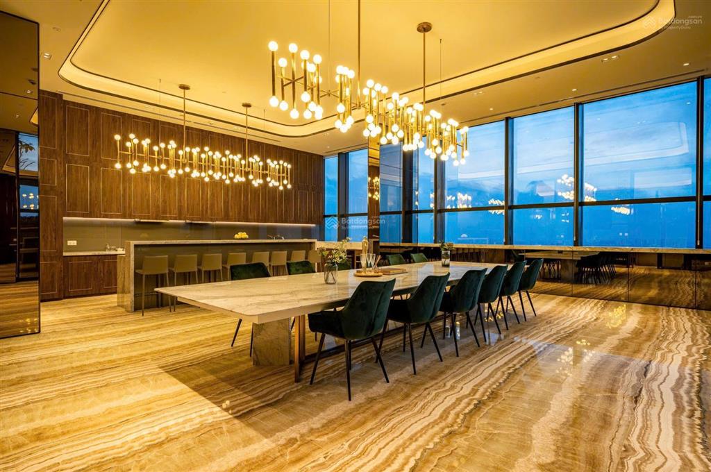Gấp trong tuần! cần bán căn 3 phòng ngủ view thành phố, cho thuê được 7075triệu/ tháng.chốt ngay
