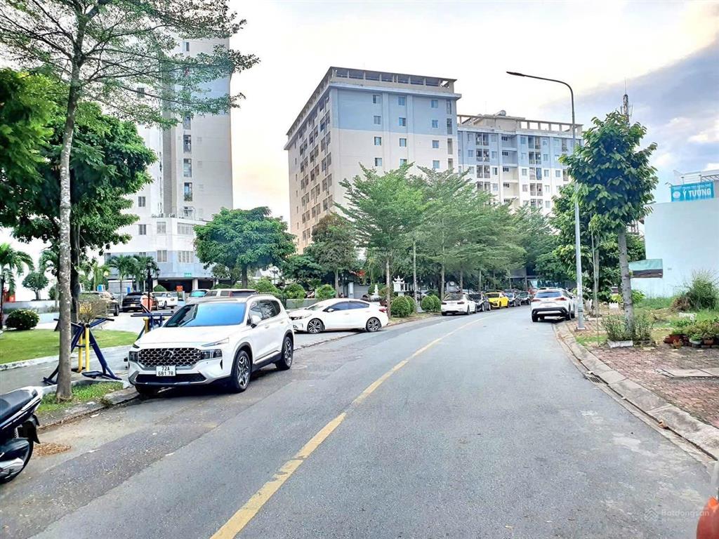 Bán lô đất mặt tiền kinh doanh kdc hiệp thành 3  thủ dầu một, bình dương(nay hcm) giá rẻ 4tỷ290