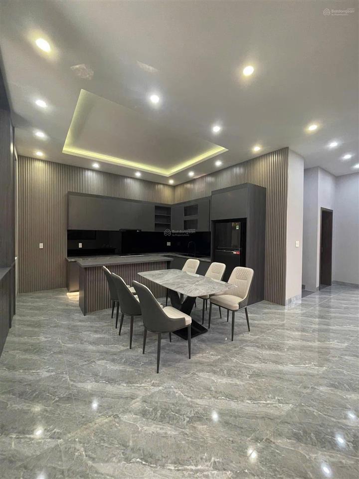 Chính chủ bán biệt thự kdc hiệp thành  trung tâm thủ dầu một bình dương full nội thất mới 99%