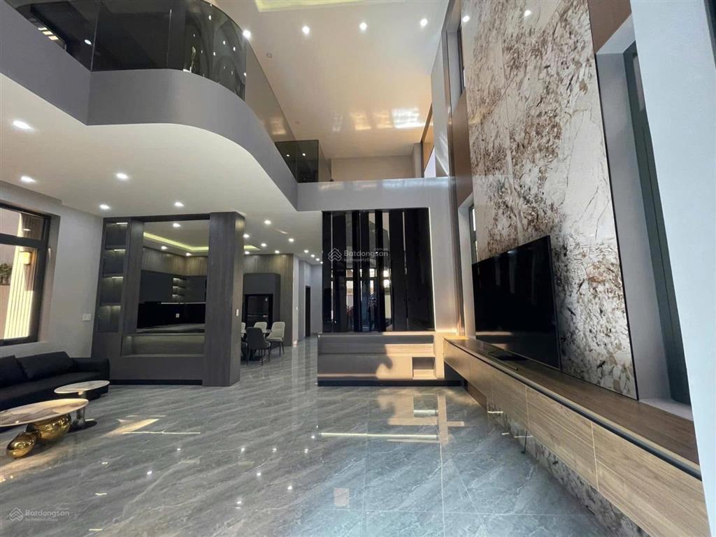 Chính chủ bán biệt thự kdc hiệp thành  trung tâm thủ dầu một bình dương full nội thất mới 99%