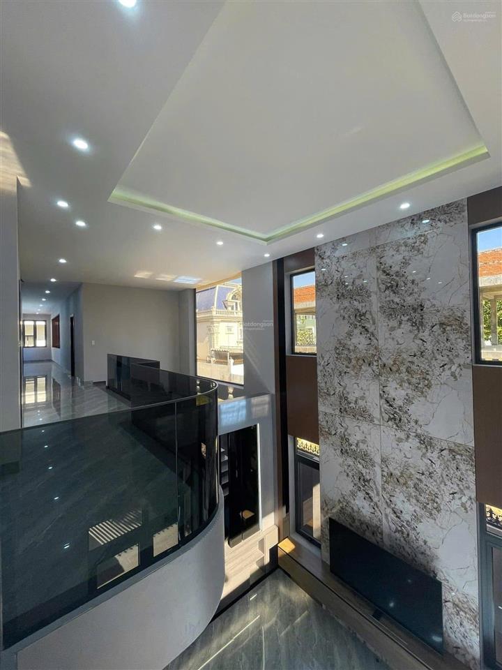 Chính chủ bán biệt thự kdc hiệp thành  trung tâm thủ dầu một bình dương full nội thất mới 99%