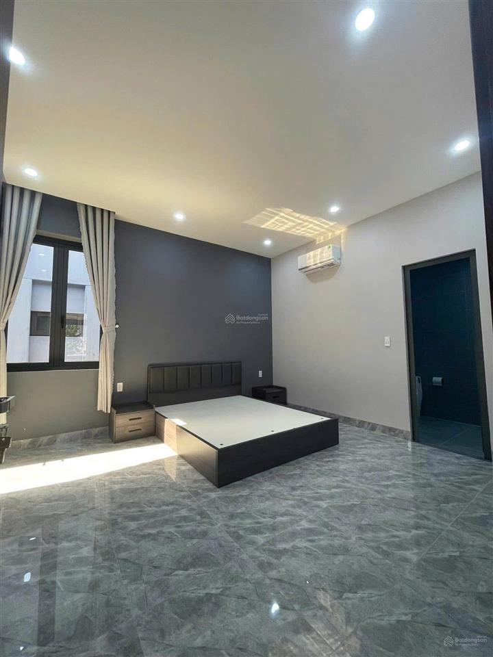 Chính chủ bán biệt thự kdc hiệp thành  trung tâm thủ dầu một bình dương full nội thất mới 99%