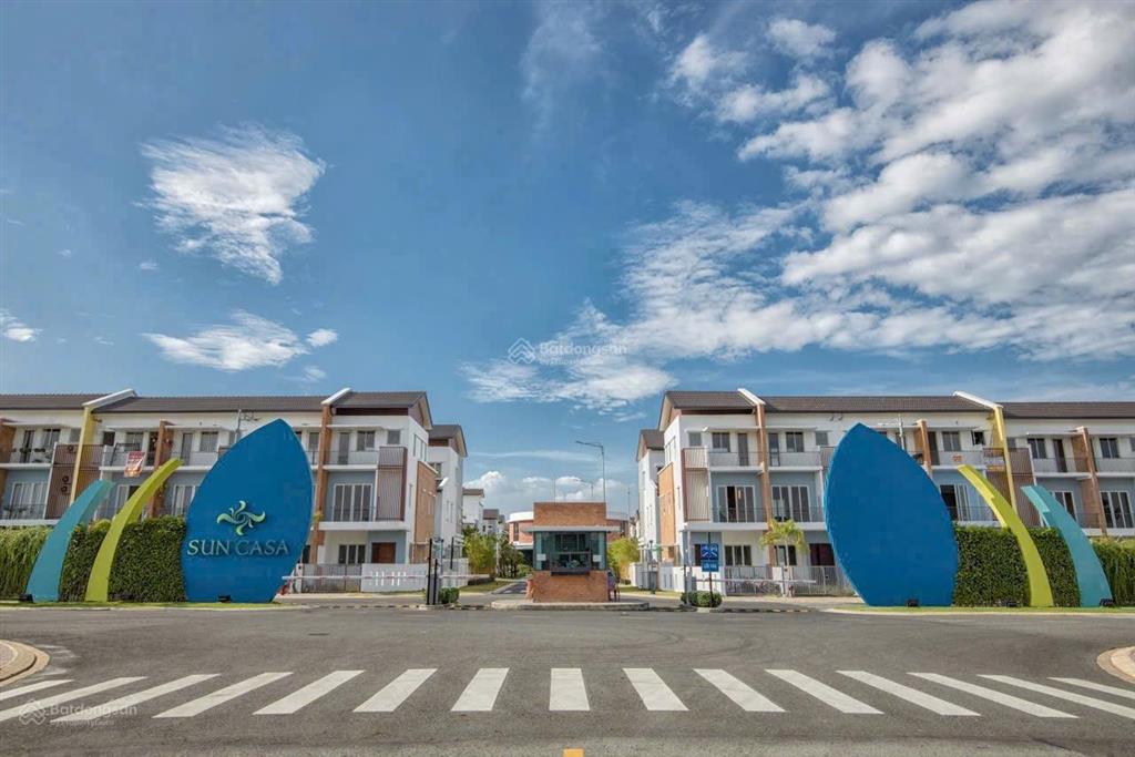 Chính chủ cần bán lỗ căn nhà 3 tầng kđt sun casa tp mới, p. bình dương full nội thất tp. hcm