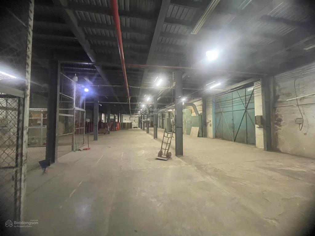 Chính chủ gửi bán nhà xưởng 1800m2 trong khu công nghiệp việt hương vsip 1 bình dương giá 19 tỷ