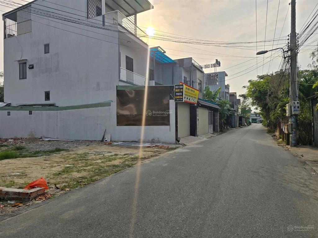 Bán đất mặt tiền kinh doanh dx007  p. bình dương view xem bắn pháo hoa, cách huỳnh văn lũy có 80m