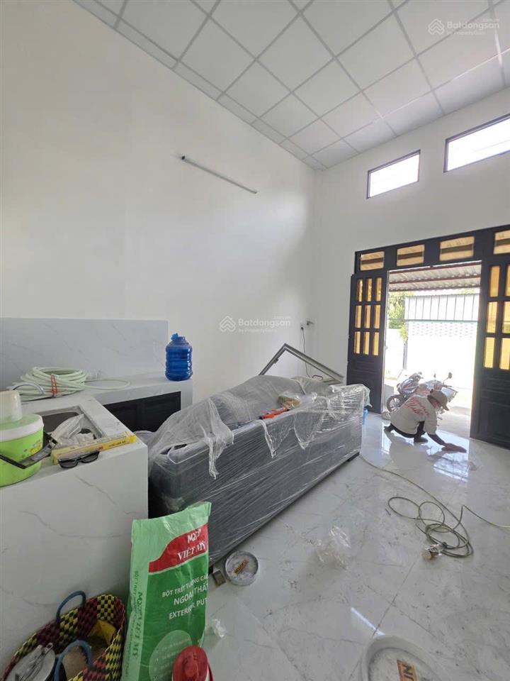 Bán nhà 1 trệt 1 lửng 2 mặt tiền kinh doanh trước sau mới 100% mt 269 phú hoà  thủ dầu một, bd