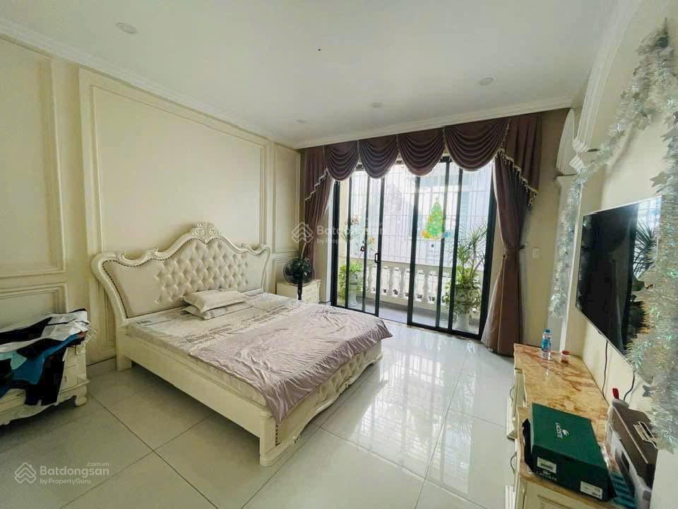 Bán biệt thự khu nhà giàu kdc hiệp thành 3  thủ dầu một, bình dương đối diện trường petruky