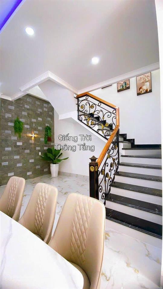 Chính chủ bán gấp căn nhà biệt thự mini nhánh 288 huỳnh văn luỹ gần vòng xoay hiệp thành 3