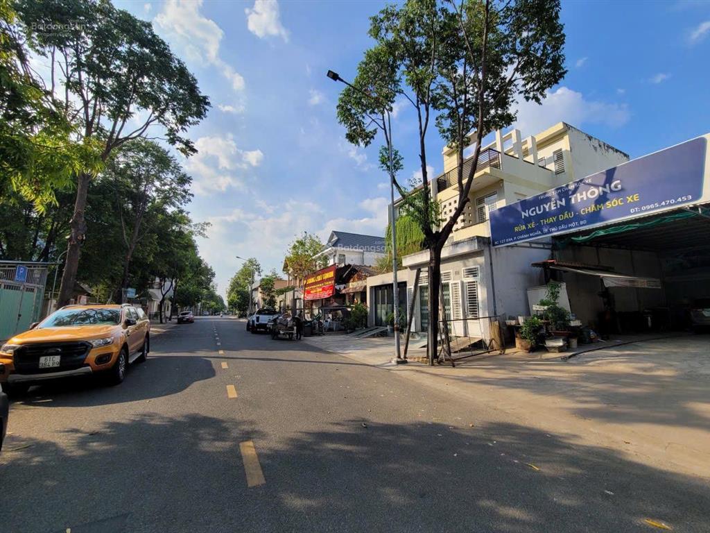 Bán lô đất mt kinh doanh vip kdc chánh nghĩa  trung tâm bậc nhất thủ dầu một giá 7 tỷ5