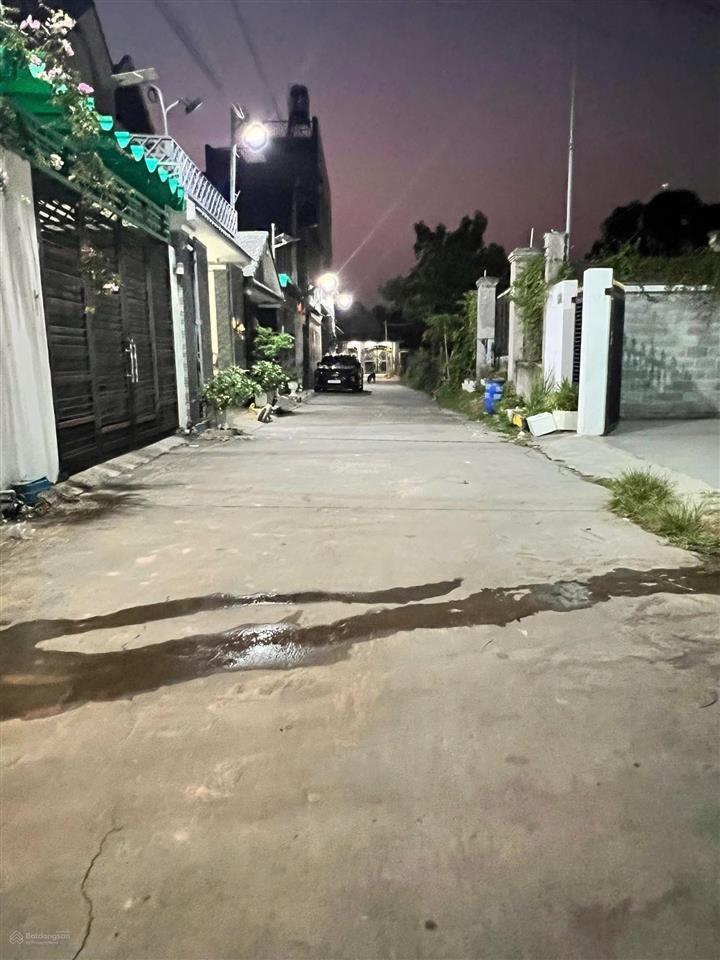 Bán căn nhà 3 tầng đường 2 làn ô tô trong phường hiệp thành, thủ dầu một giá 3,6 tỷ