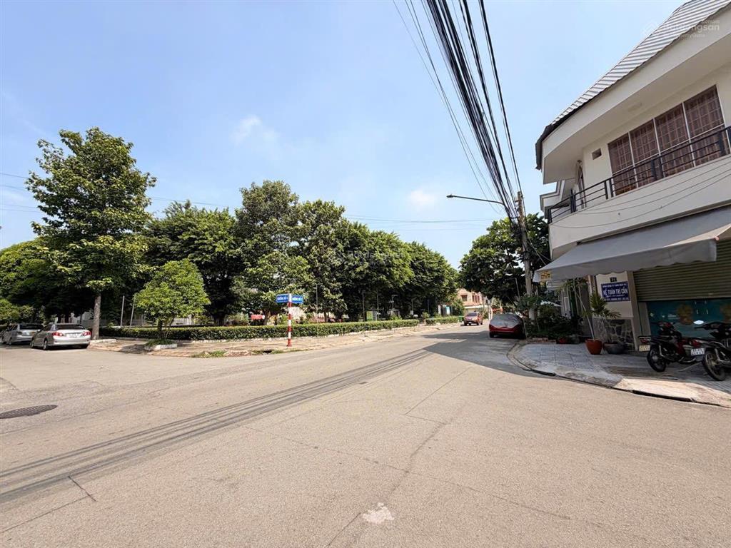 Chính chủ bán gấp căn nhà 1 trệt 1 lửng tại kdc hiệp thành 2, thủ dầu một, bình dương giá 2 tỷ680