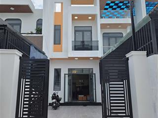 Bán nhà mới 100% tại nhánh ô tô thông lê hồng phong, trung tâm phú lợi, thủ dầu một