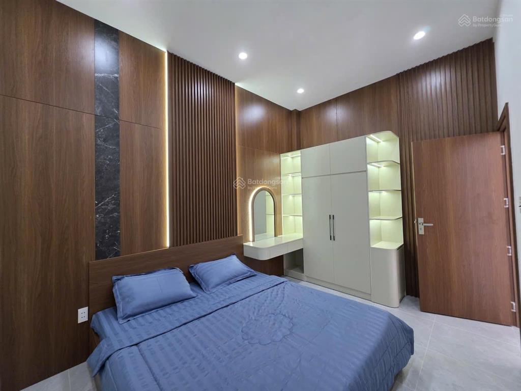 Bán nhà mới 100% tại nhánh ô tô thông lê hồng phong, trung tâm phú lợi, thủ dầu một