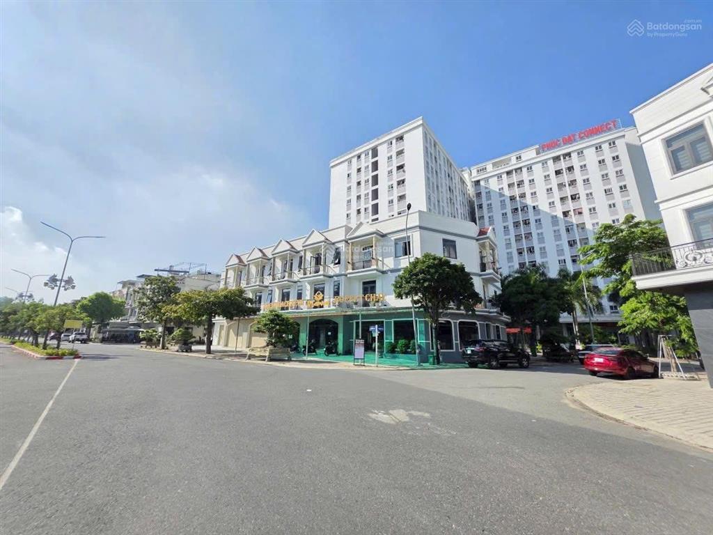 Bán căn nhà 3 tầng kdc phúc đạt ngay vòng xoay hiệp thành 3  tt thủ dầu một