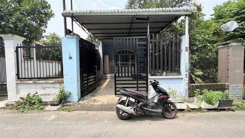 Bán nhà hiệp thành  thủ dầu một giá 2 tỷ 880 đường nhựa 5m
