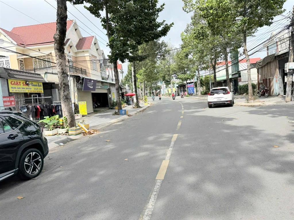 Bán nhà mặt dựng như biệt thự nhánh nguyễn bình thông ra nguyễn văn trỗi, giá 4 tỷ 1/215m2