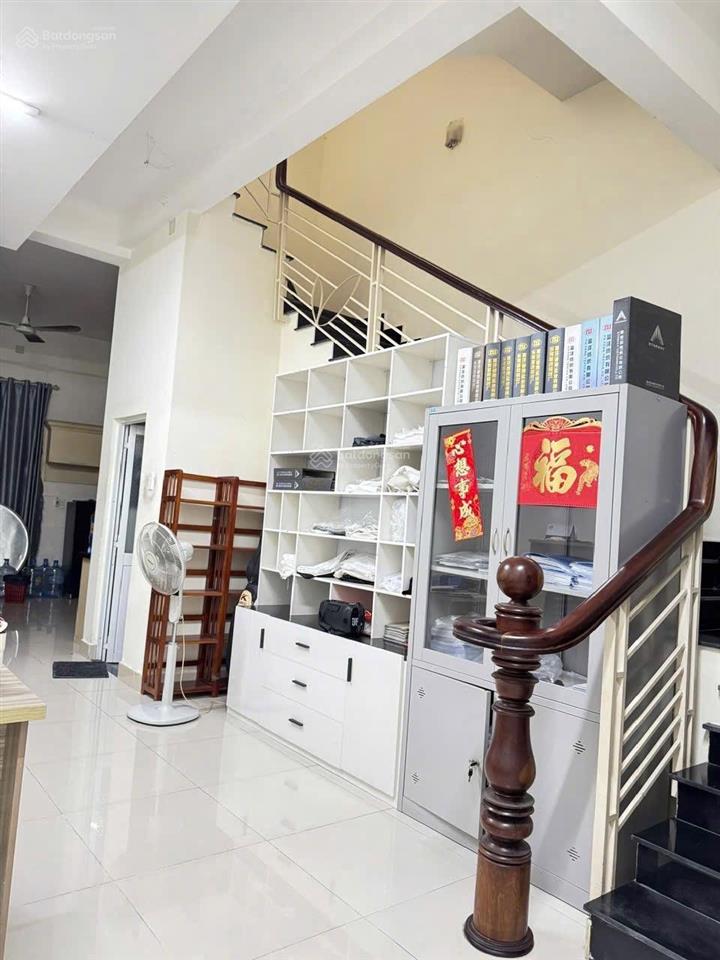 Nhà 3 tầng kdc hiệp thành 3, thủ dầu một, bình dương giá có 4 tỷ 9