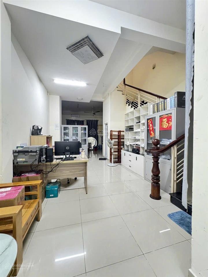 Nhà 3 tầng kdc hiệp thành 3, thủ dầu một, bình dương giá có 4 tỷ 9