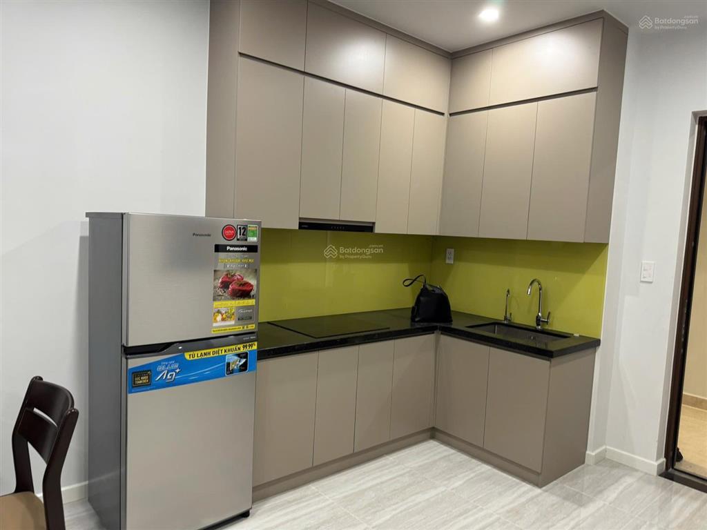 Cho thuê căn hộ full nội thất cao cấp làng đại học  bcons city