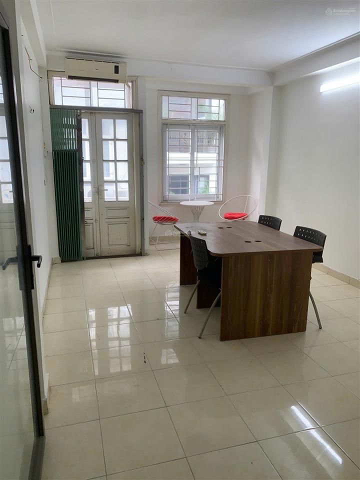 Chỉ 4tr/th văn phòng 25m2 tại giải phóng, hoàng mai sẵn nội thất