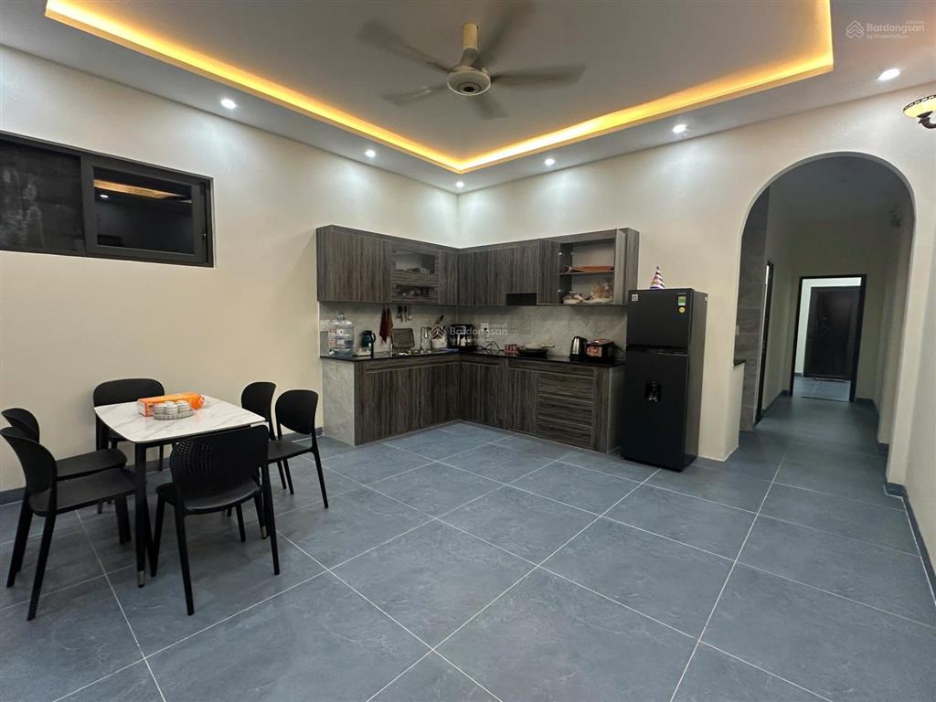 Cho thuê nhà mới full nội thất mặt tiền trịnh khắc lập, tp đà nẵng