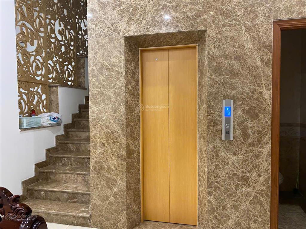 Bán gấp căn biệt thự siêu xinh kề công viên cây xanh mát