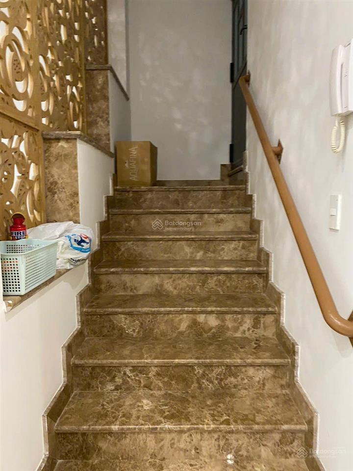 Bán gấp căn biệt thự siêu xinh kề công viên cây xanh mát