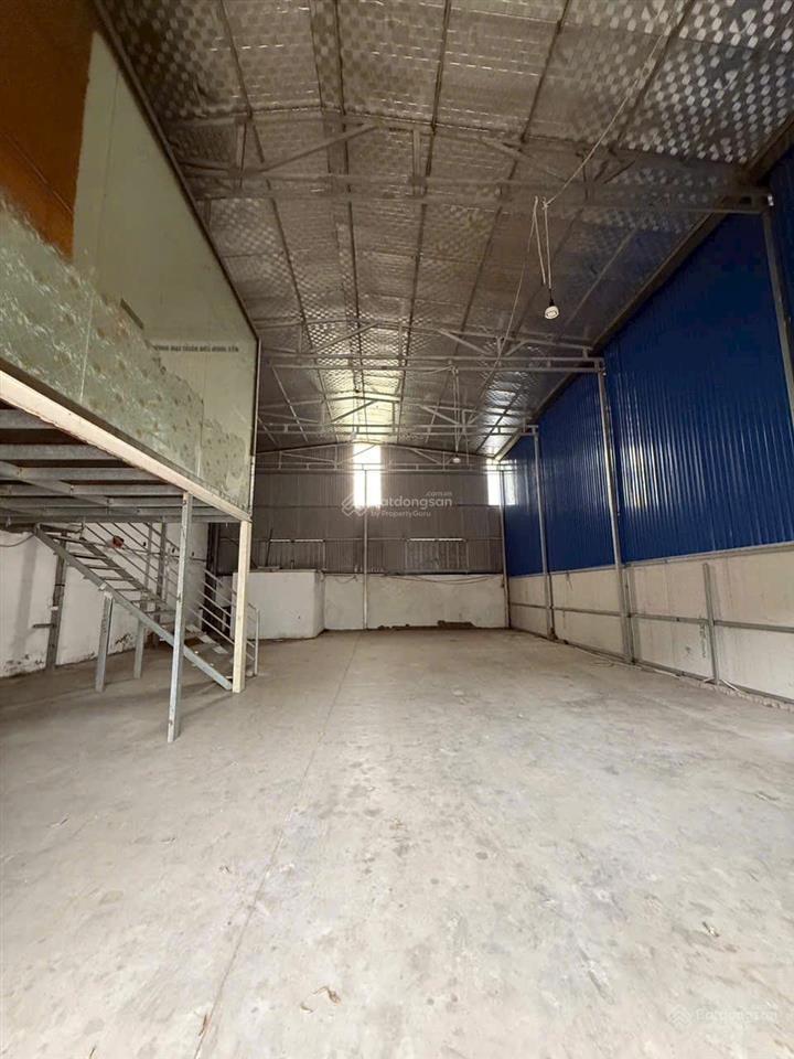 Bán xưởng 157m2 tại giãn dân ngọc long yên mỹ mặt tiền 10.5m giá chỉ 4,x tỷ