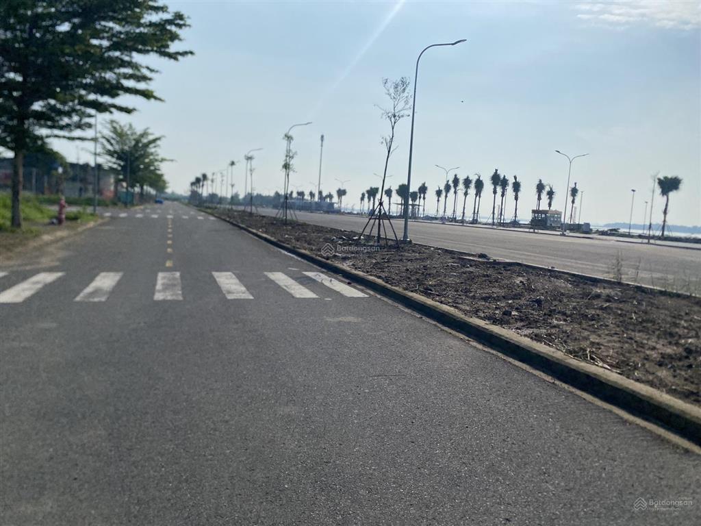 Lô đẹp gần sông đường 16m giáp giai đoạn 2. giá bán nhanh 1,680 tỷ.  0933 103 ***