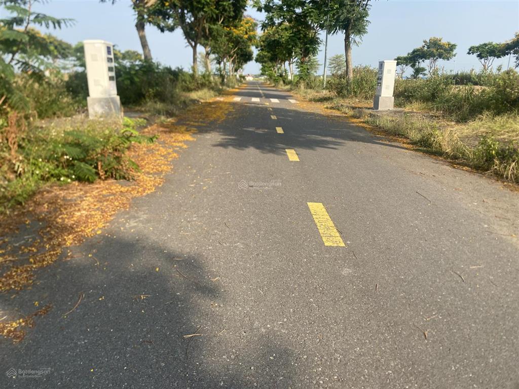 Lô đẹp gần sông đường 16m giáp giai đoạn 2. giá bán nhanh 1,680 tỷ.  0933 103 ***