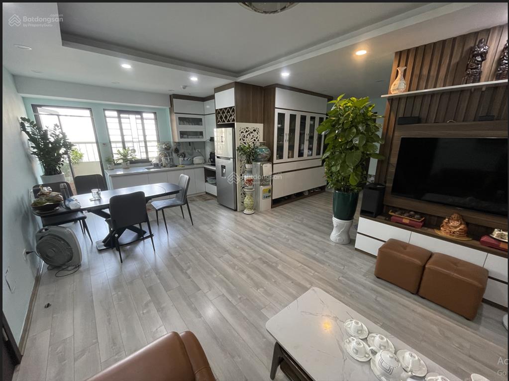 Bán chung cư ct1 thạch bàn, nhà mới, sạch sẽ, giá chỉ 59tr/m2 có thương lượng sâu, 3 ngủ 2wc đẹp.