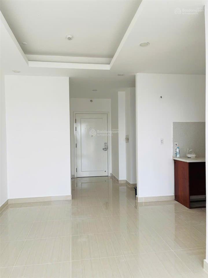 Kẹt tiền cần bán gấp căn hộ 2pn nhà mới ở ngay giá 2,980 tỷ có hỗ trợ vay.  0933 654 ***