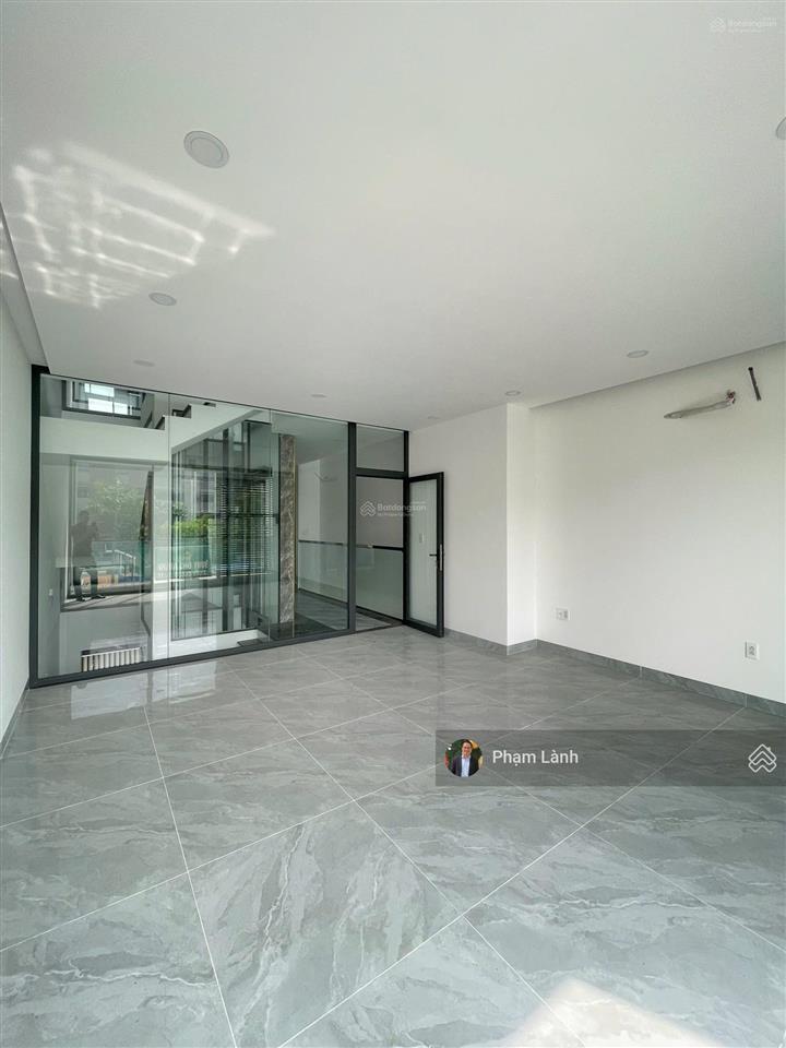 Cho thuê shophouse the global city 5x19m giá 55 triệu hoàn thiện cơ bản đẹp, có thang máy, 5 tầng