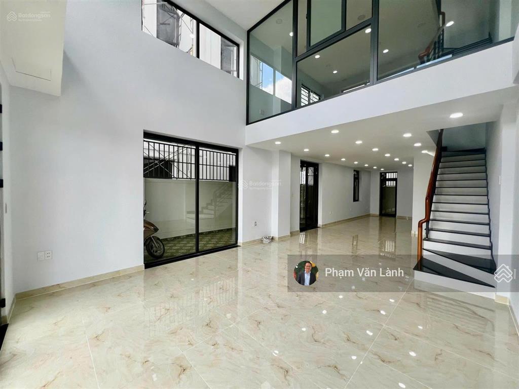 Cho thuê shophouse mặt tiền song hành lakeview city 1 trệt 4 lầu, giá chỉ 29tr/tháng.  0916 592 ***