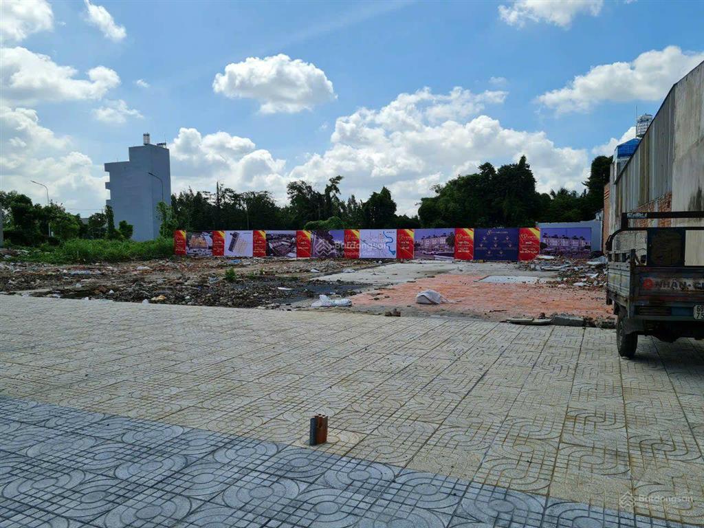 Bán đất quận 12 cặp đất mặt tiền hà huy giáp, giá 9,5 tỷ 1 nền 123,8m2