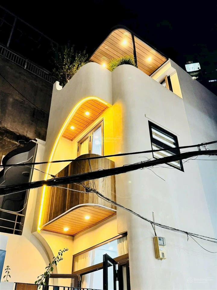 Nhà bán gò vấp dt 53m2 2 lầu 3pn giá 6,55 tỷ. hh gửi ace dv 80 triệu thưởng thêm 10 triệu trong t4