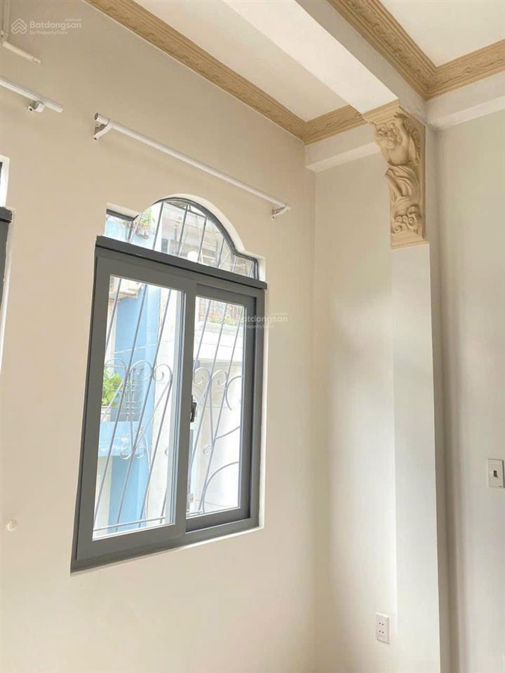 Nhà đúc 4x10m lê hoàng phái p17 gò vấp  1 trệt 1 lửng 3 lầu  hẻm ô tô 12 triệu