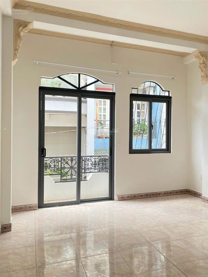 Nhà đúc 4x10m lê hoàng phái p17 gò vấp  1 trệt 1 lửng 3 lầu  hẻm ô tô 12 triệu