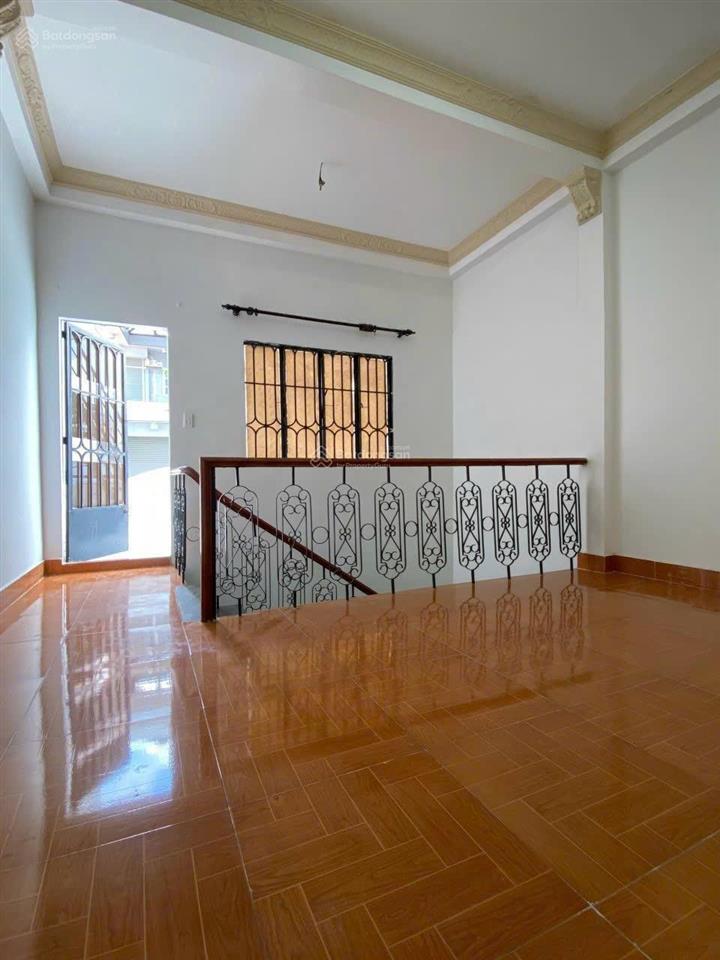 Nhà đúc 4x10m lê hoàng phái p17 gò vấp  1 trệt 1 lửng 3 lầu  hẻm ô tô 12 triệu