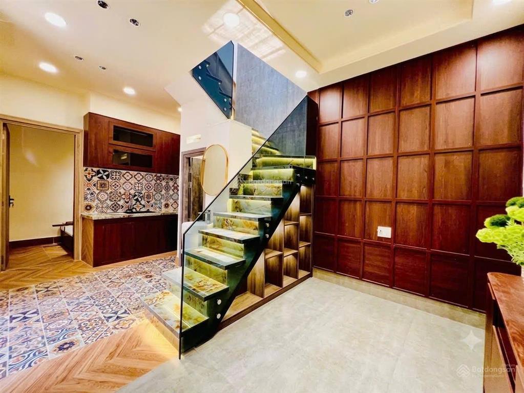 Cực hiếm nhà đẹp phong cách full nội thất dương quảng hàm gò vấp