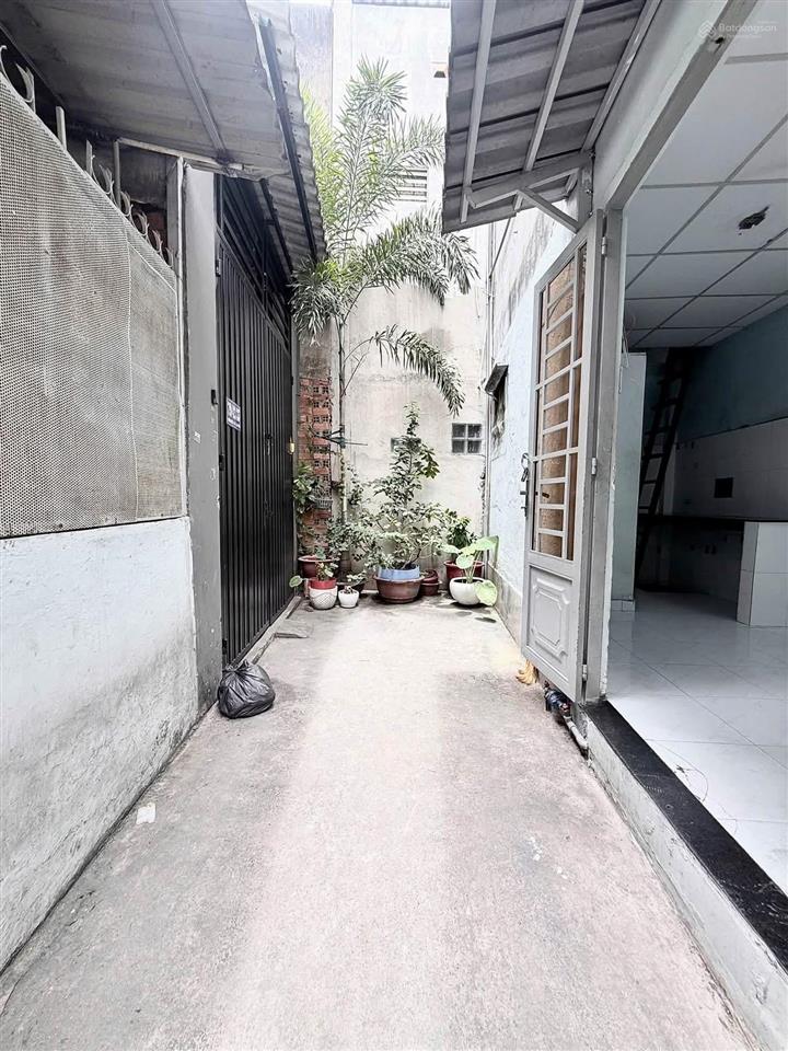 Bán nhà 3 tầng gò vấp giảm thẳng 200 triệu