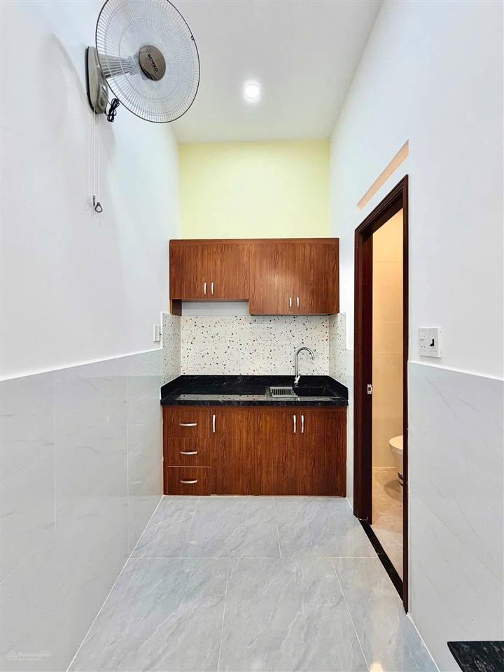 Bán nhà đường số 4, p.16, gò vấp  sát mặt tiền  2,65 tỷ