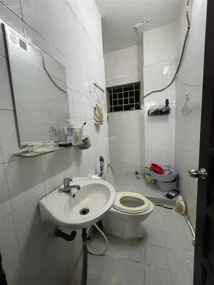 Cần bán gấp căn hộ chung cư khiêm khải q8 dt 64m2  2 phòng ngủ, 1 bếp, 1 toilet