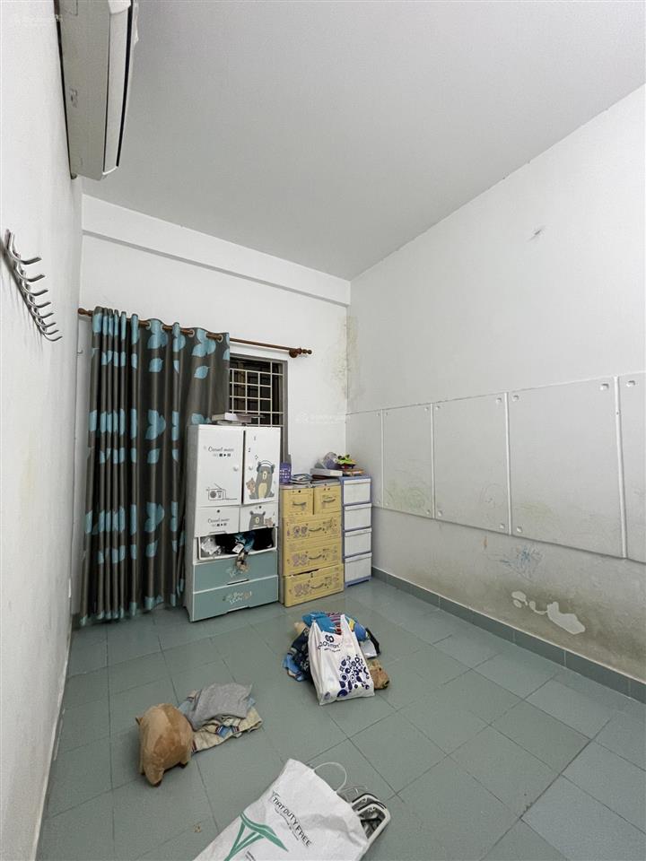 Cần bán gấp căn hộ chung cư khiêm khải q8 dt 64m2  2 phòng ngủ, 1 bếp, 1 toilet