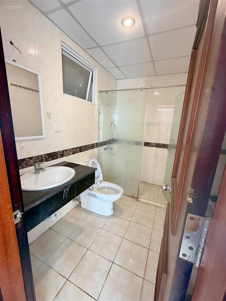 Bán căn hộ giai việt  tạ quang bửu, phường chánh hưng, tphcm. dt 82m2, 2pn, 2wc, tầng cao