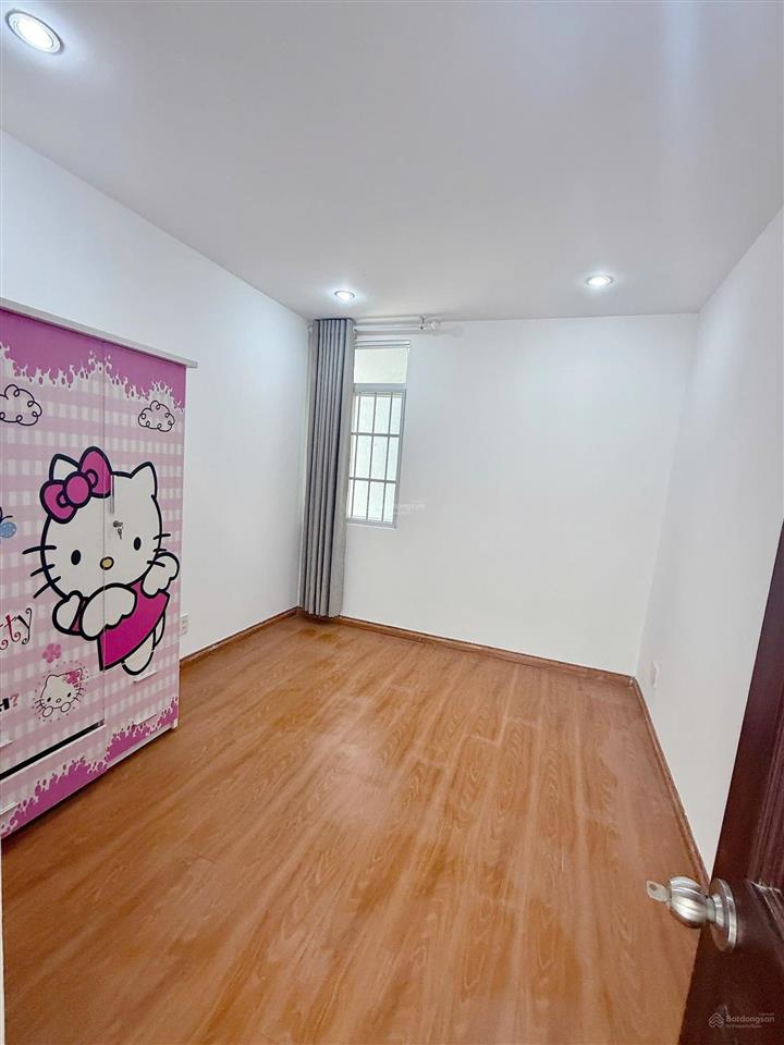 Bán căn hộ giai việt  tạ quang bửu, phường chánh hưng, tphcm. dt 82m2, 2pn, 2wc, tầng cao