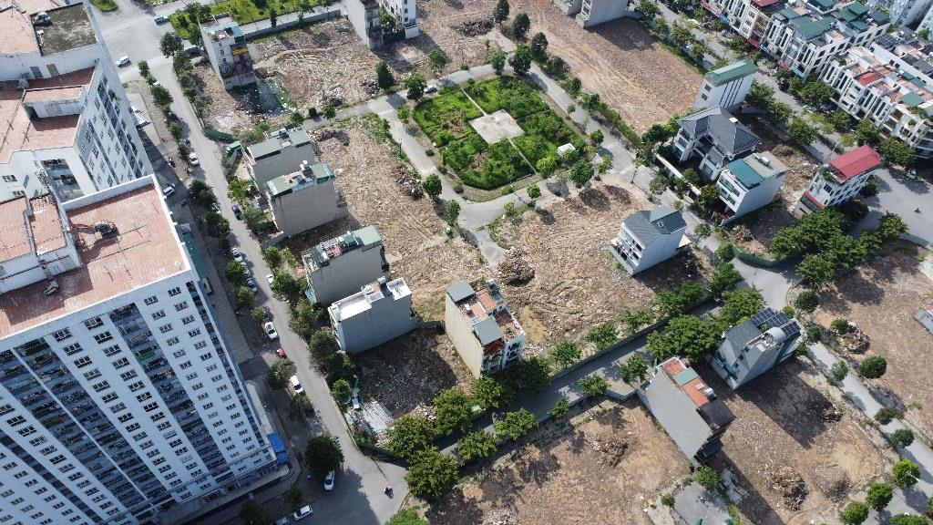 100m2 liền kề 4,5 tầng hoàn thiện ở ngay tại B1.4 Thanh Hà Cienco 5