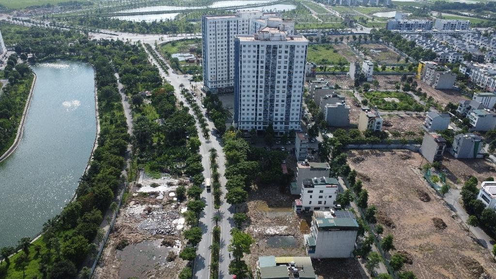 100m2 liền kề 4,5 tầng hoàn thiện ở ngay tại B1.4 Thanh Hà Cienco 5