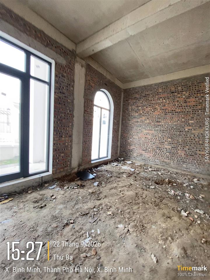 200m2 biệt thự xây thô hoàn thiện 3,5 tầng ở ngay chỉ 85tr/m2 tại thanh hà cienco 5 bán gấp!