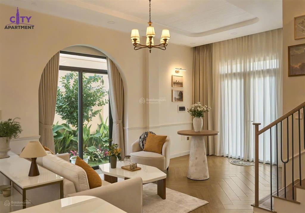 Bán biệt thự song lập the oasis riverside  vị trí ven sông, giá chỉ 5,246 tỷ, hỗ trợ vay đến 80%